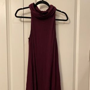 Maroon sleeveless tunic dress with pockets. Size S